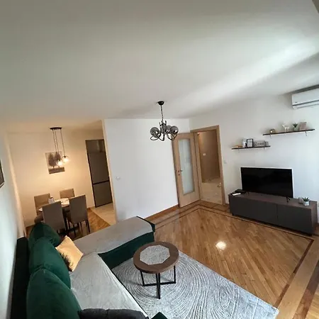 Vert Apartment